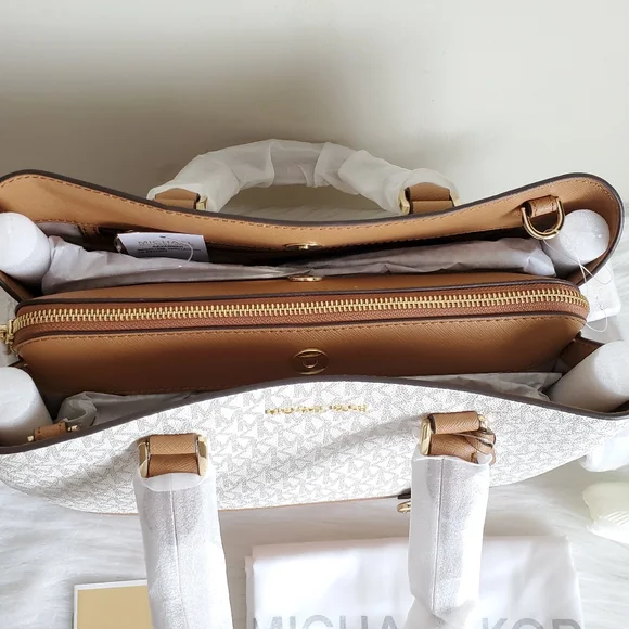 💖BEAUTIFUL MICHAEL KORS BAG - Picture 4 of 12